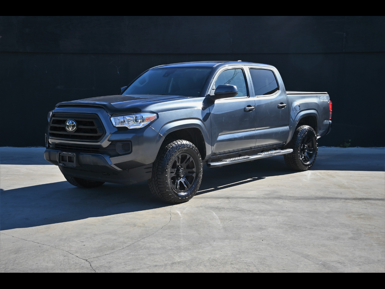 2022 Toyota Tacoma TRD Off-Road Pickup 4D 5 ft