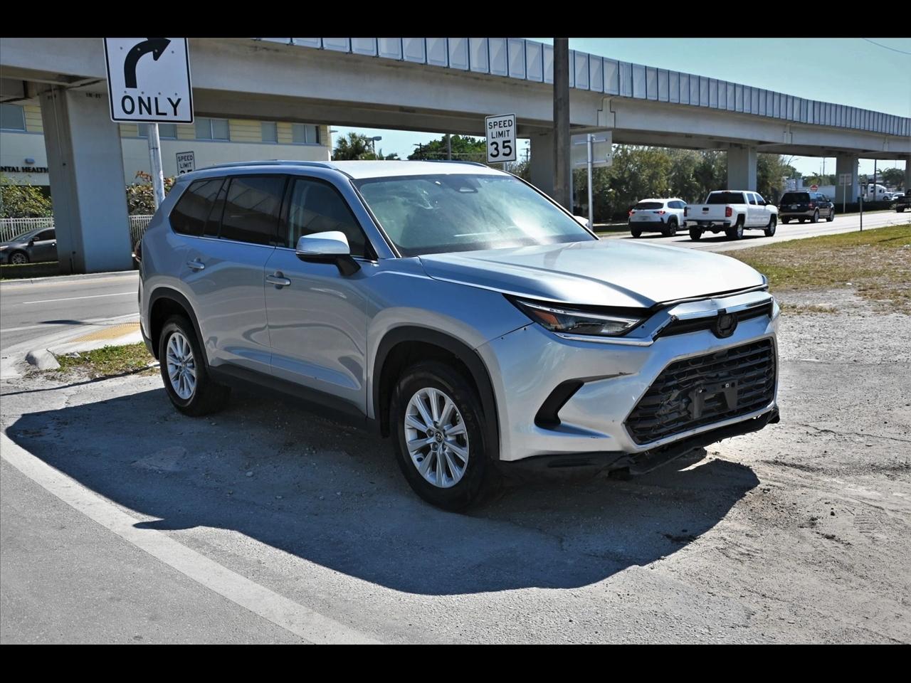 2025 Toyota Grand Highlander XLE Sport Utility 4D