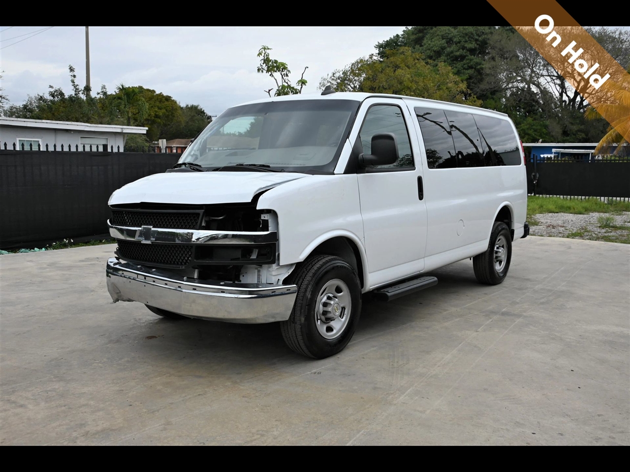 2024 Chevrolet Express LT Van 3D