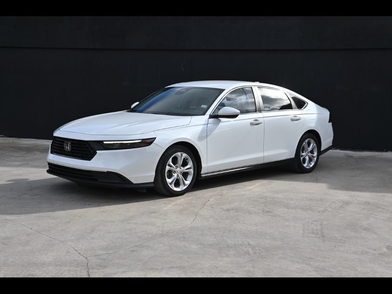 2023 Honda Accord LX Sedan 4D