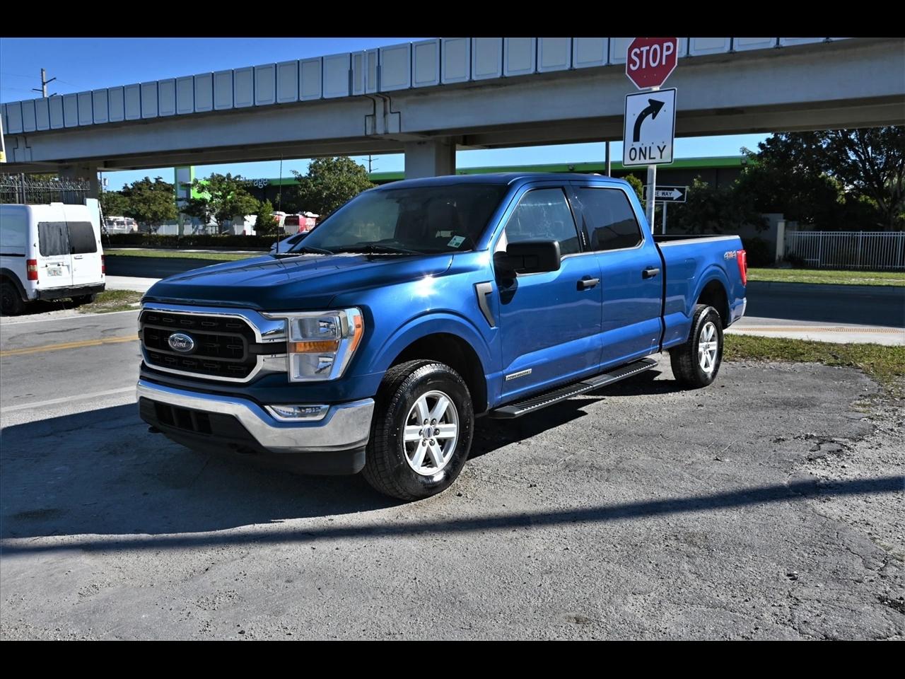 2022 Ford F-150 XLT Pickup 4D 6 1/2 ft