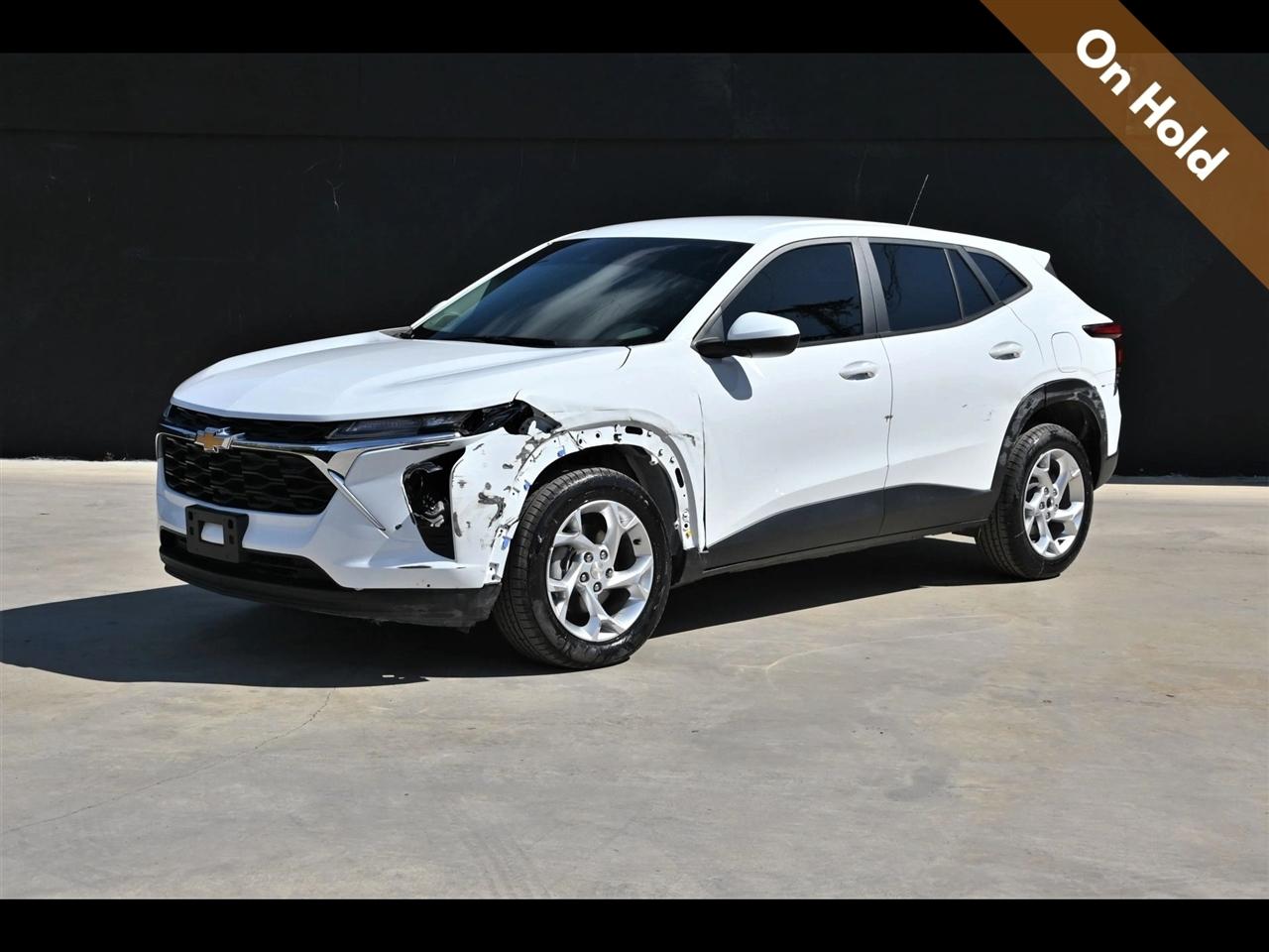 2025 Chevrolet Trax LS Sport Utility 4D