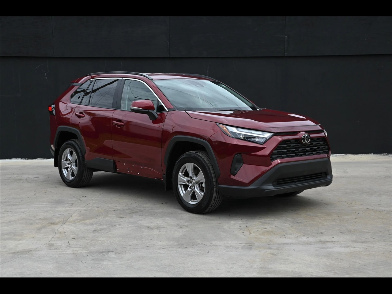 2025 Toyota RAV4 XLE Sport Utility 4D