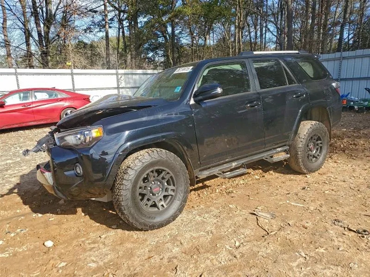 2022 Toyota 4Runner SR5 Premium Sport Utility 4D