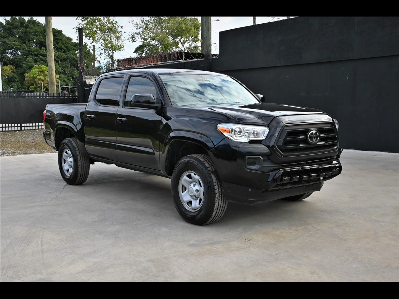2023 Toyota Tacoma SR Pickup 4D 5 ft