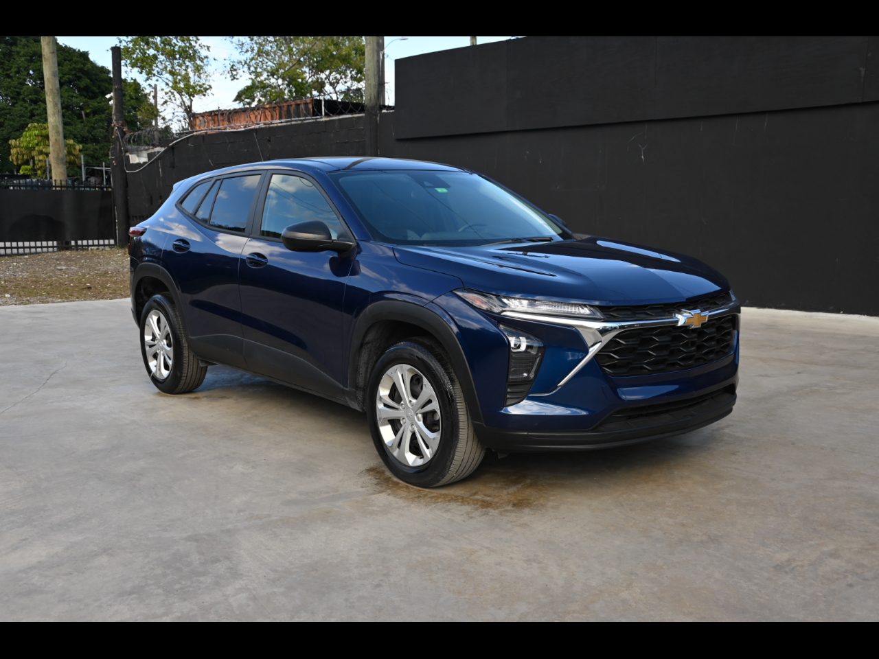 2024 Chevrolet Trax LS Sport Utility 4D