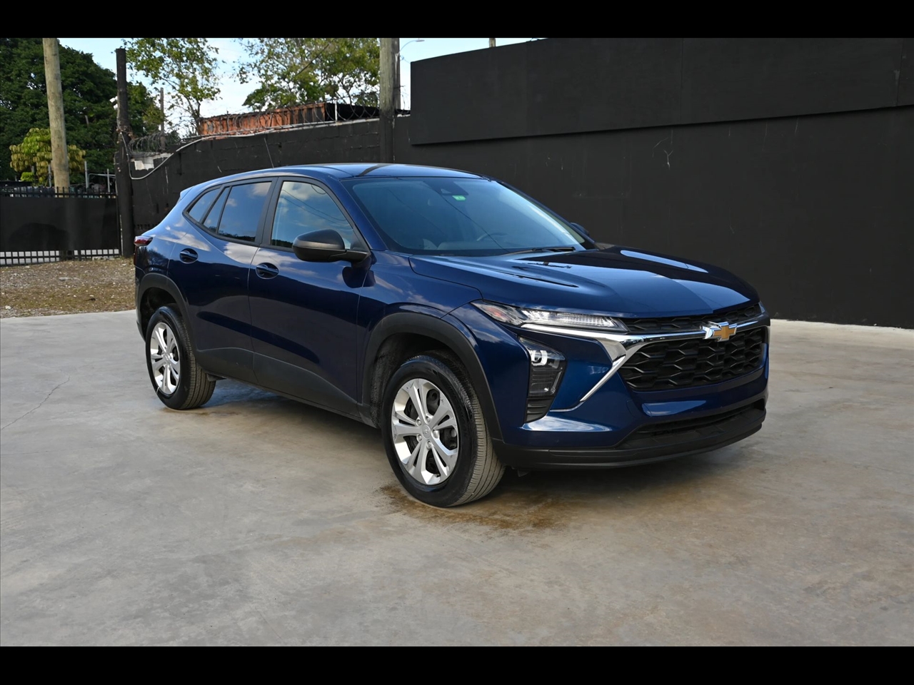 2024 Chevrolet Trax LS Sport Utility 4D
