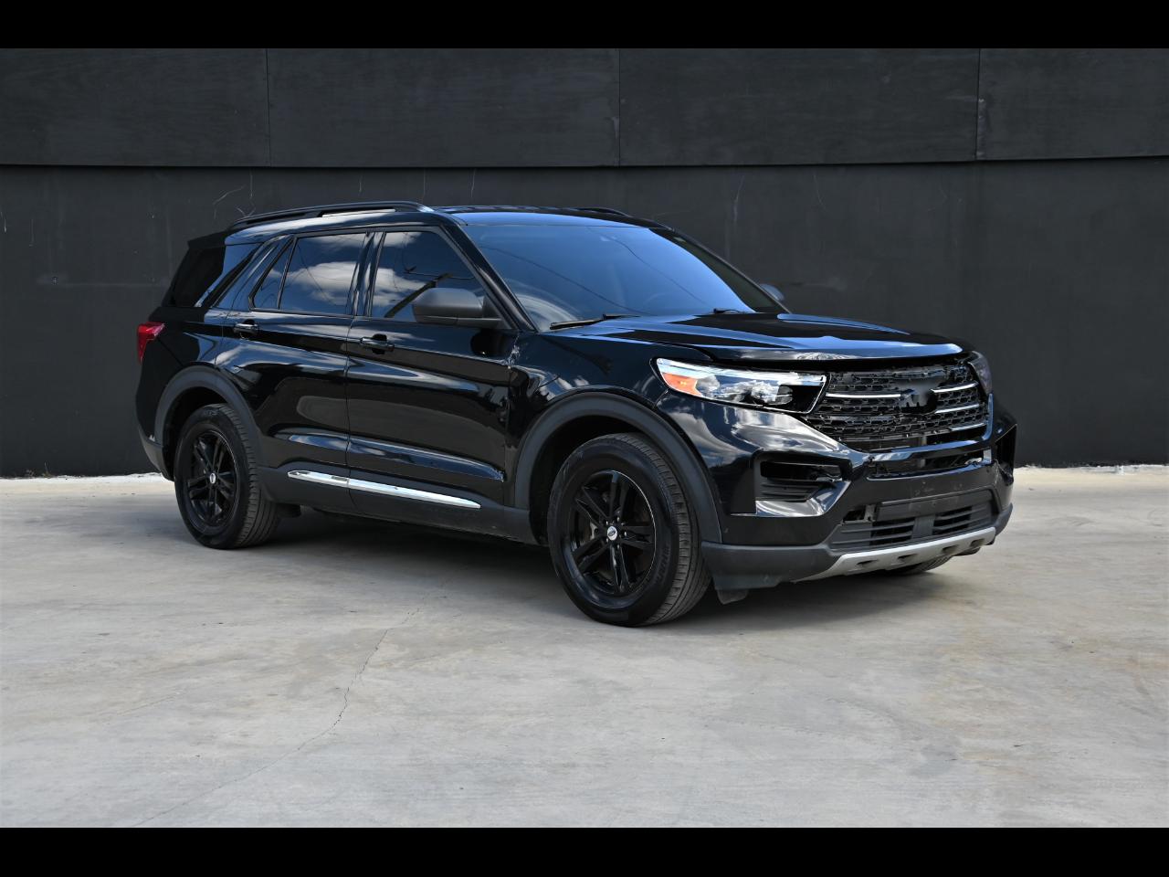 2020 Ford Explorer XLT Sport Utility 4D
