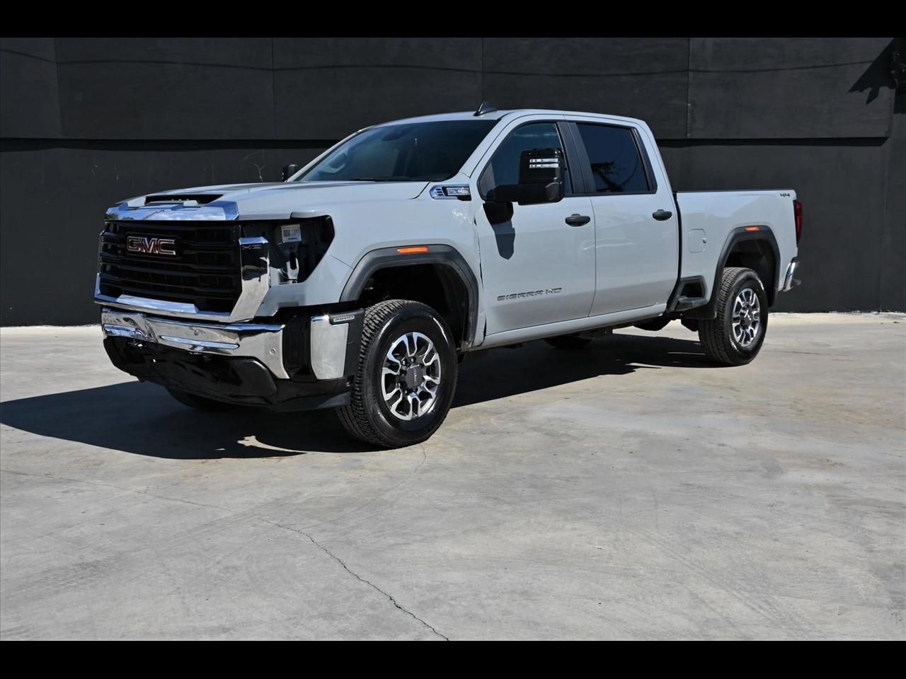 2025 GMC Sierra 3500HD Pro Pickup 4D 6 1/2 ft