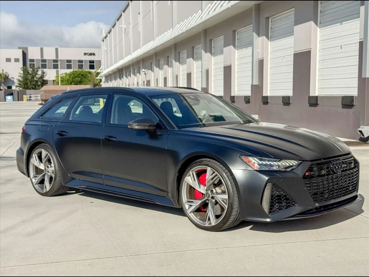 2023 Audi RS6 Avant Avant Wagon 4D