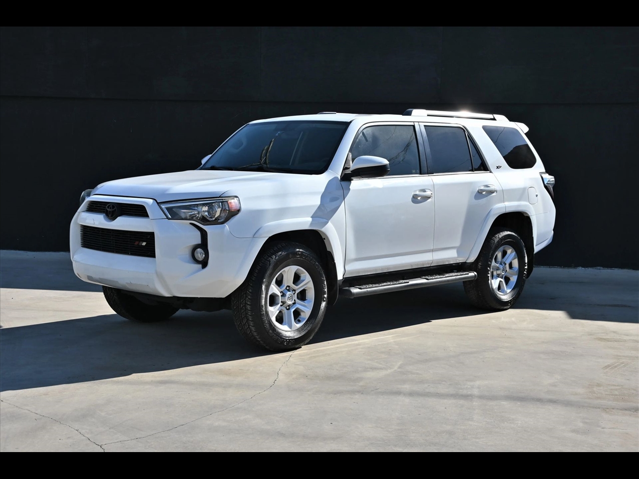 2019 Toyota 4Runner SR5 Premium Sport Utility 4D