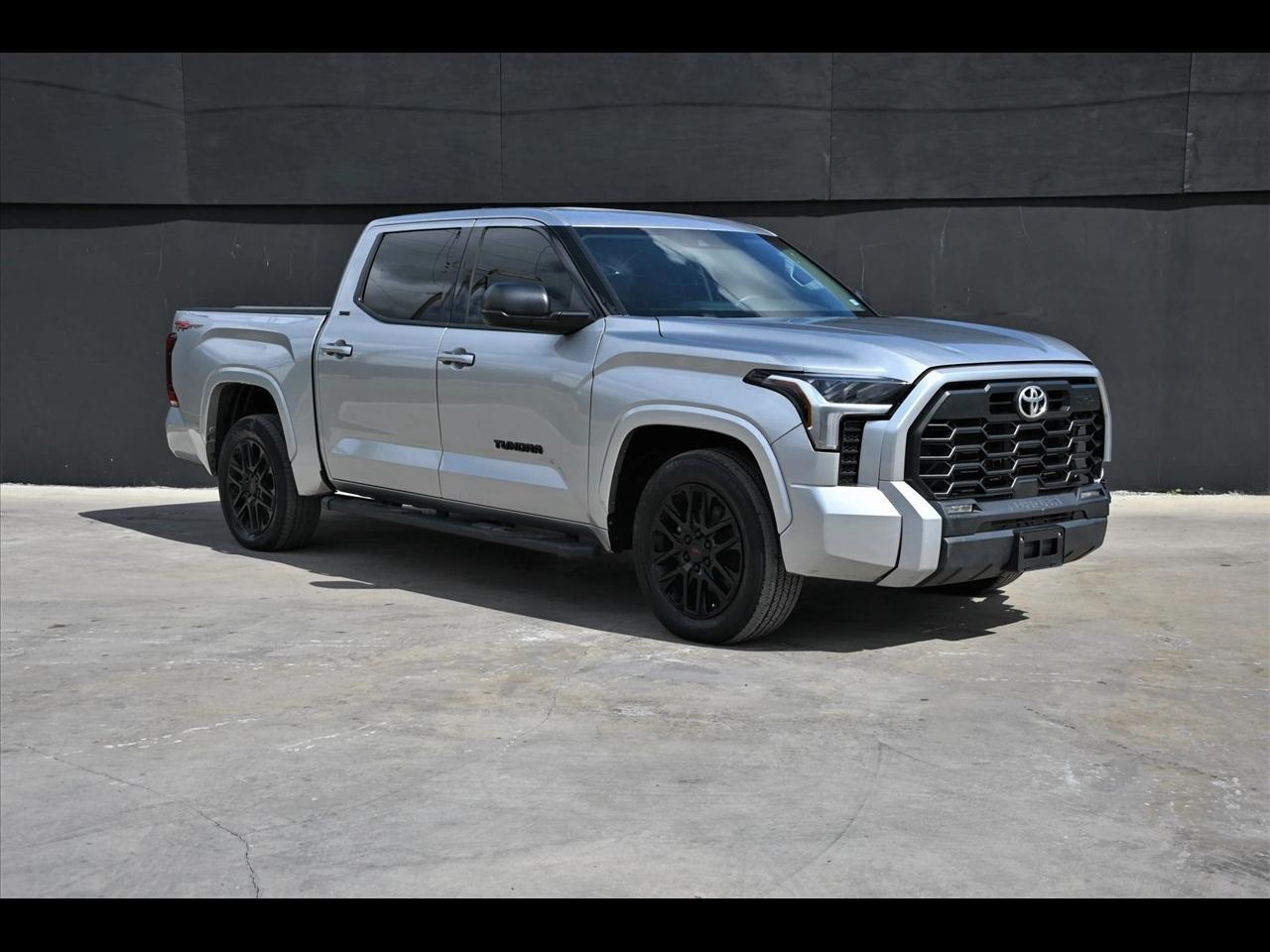 2022 Toyota Tundra SR5 Pickup 4D 5 1/2 ft
