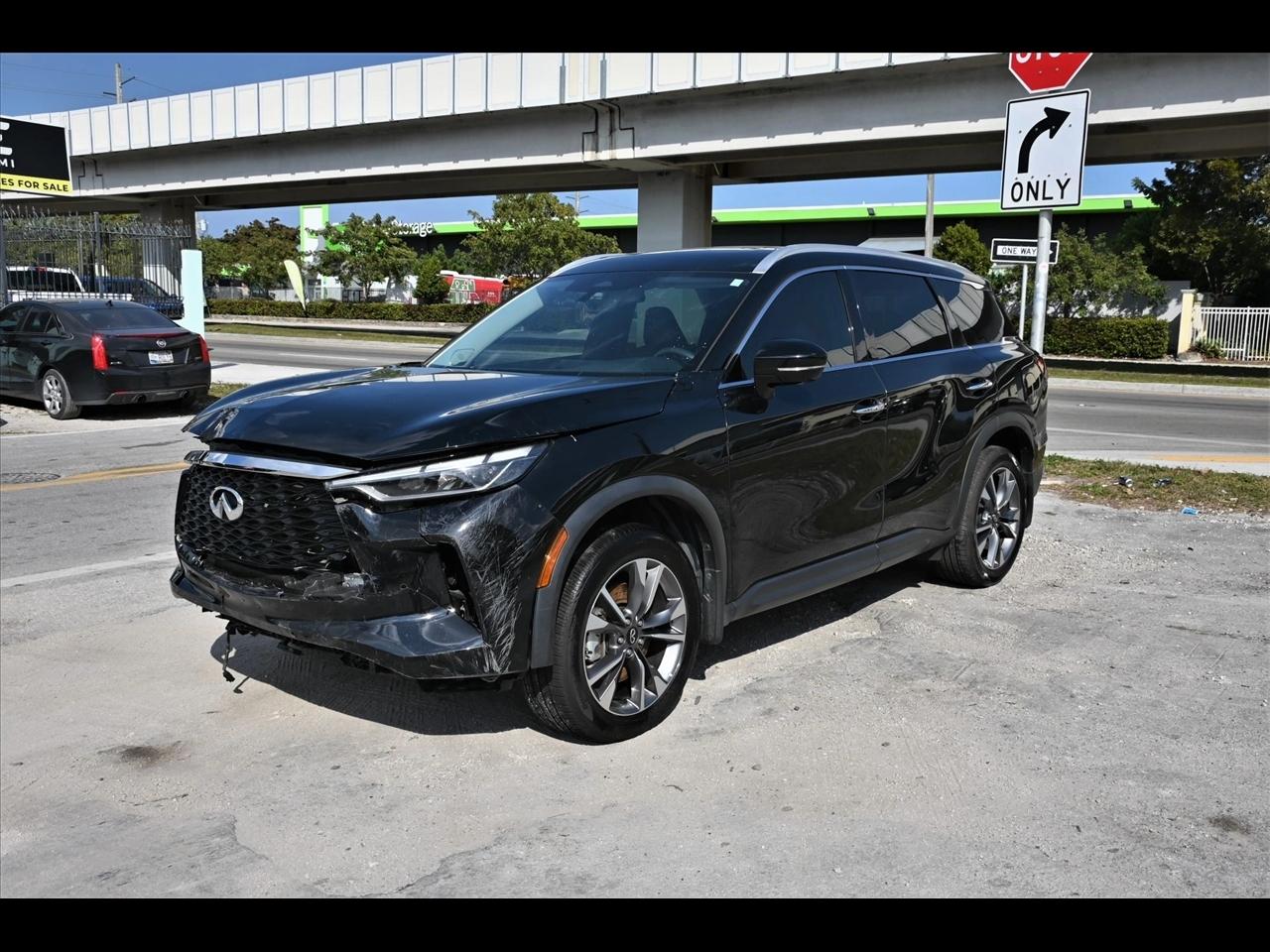 2023 Infiniti QX60 LUXE Sport Utility 4D