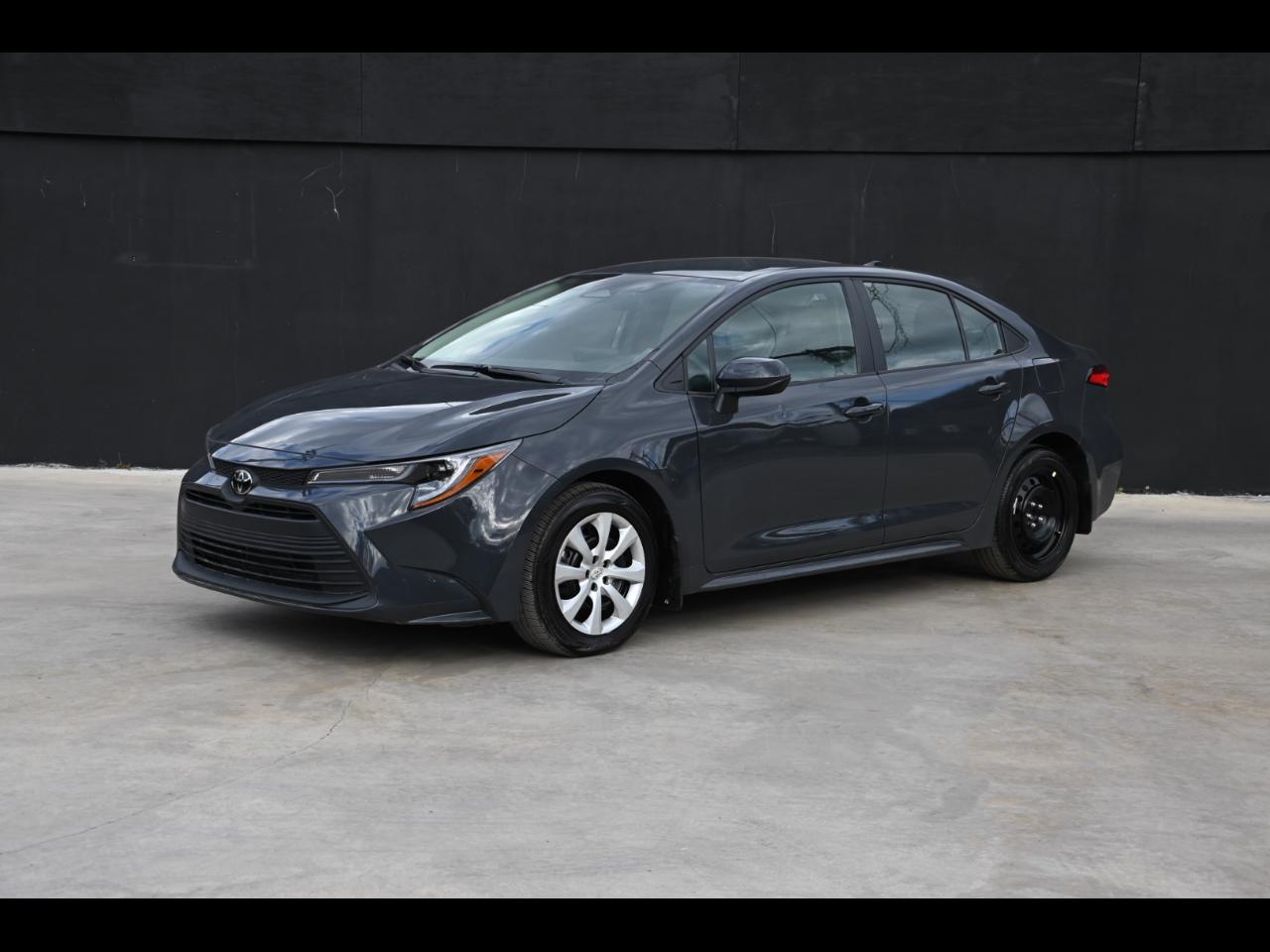 2025 Toyota Corolla LE Sedan 4D