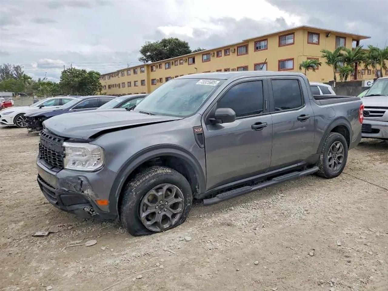 2023 Ford Maverick XLT Pickup 4D 4 1/2 ft