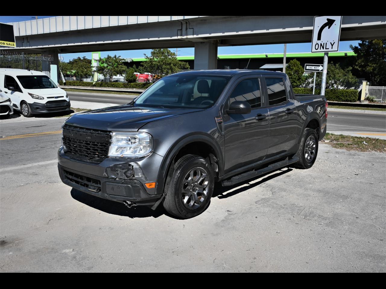 2023 Ford Maverick XLT Pickup 4D 4 1/2 ft