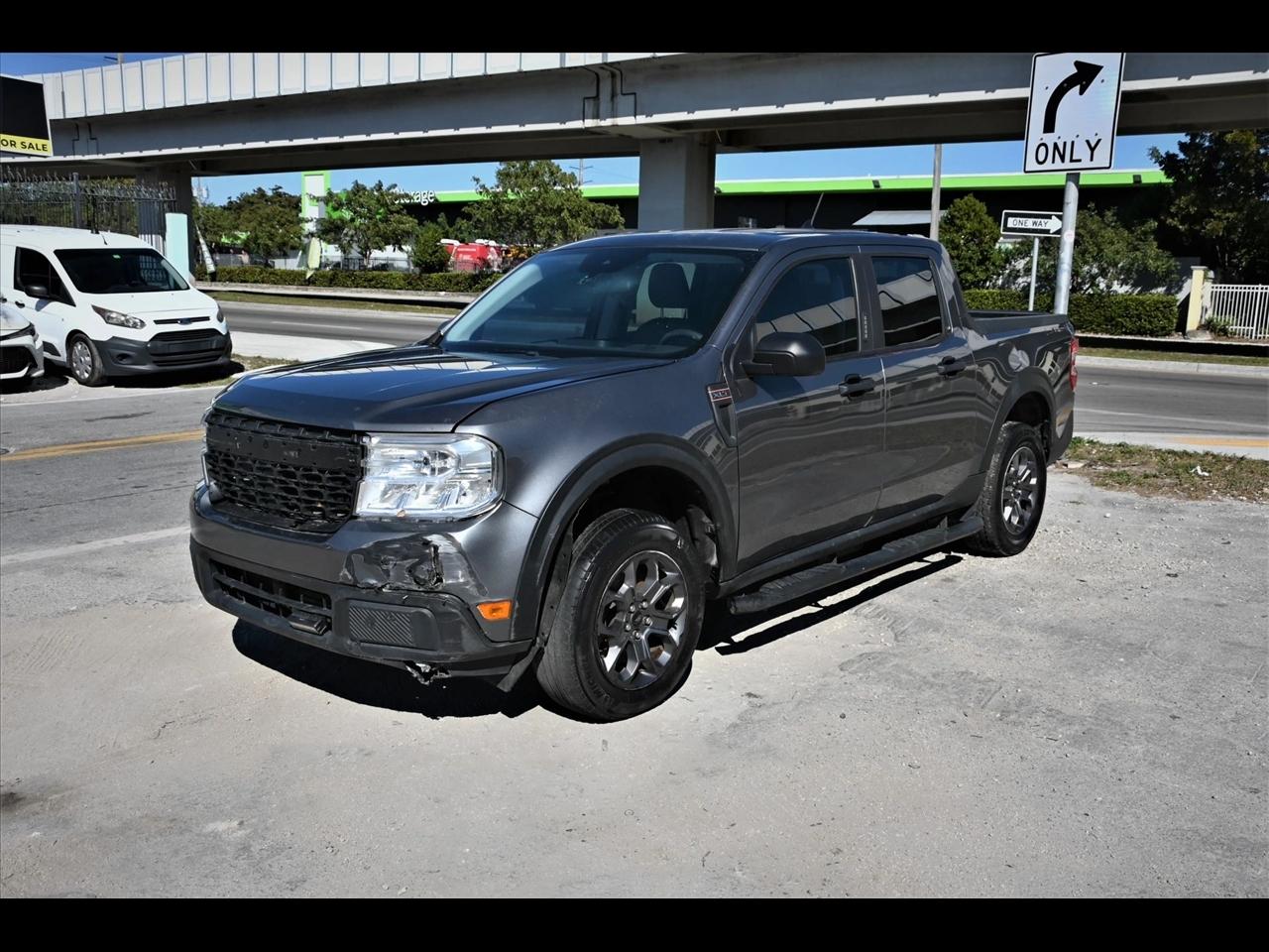 2023 Ford Maverick XLT Pickup 4D 4 1/2 ft