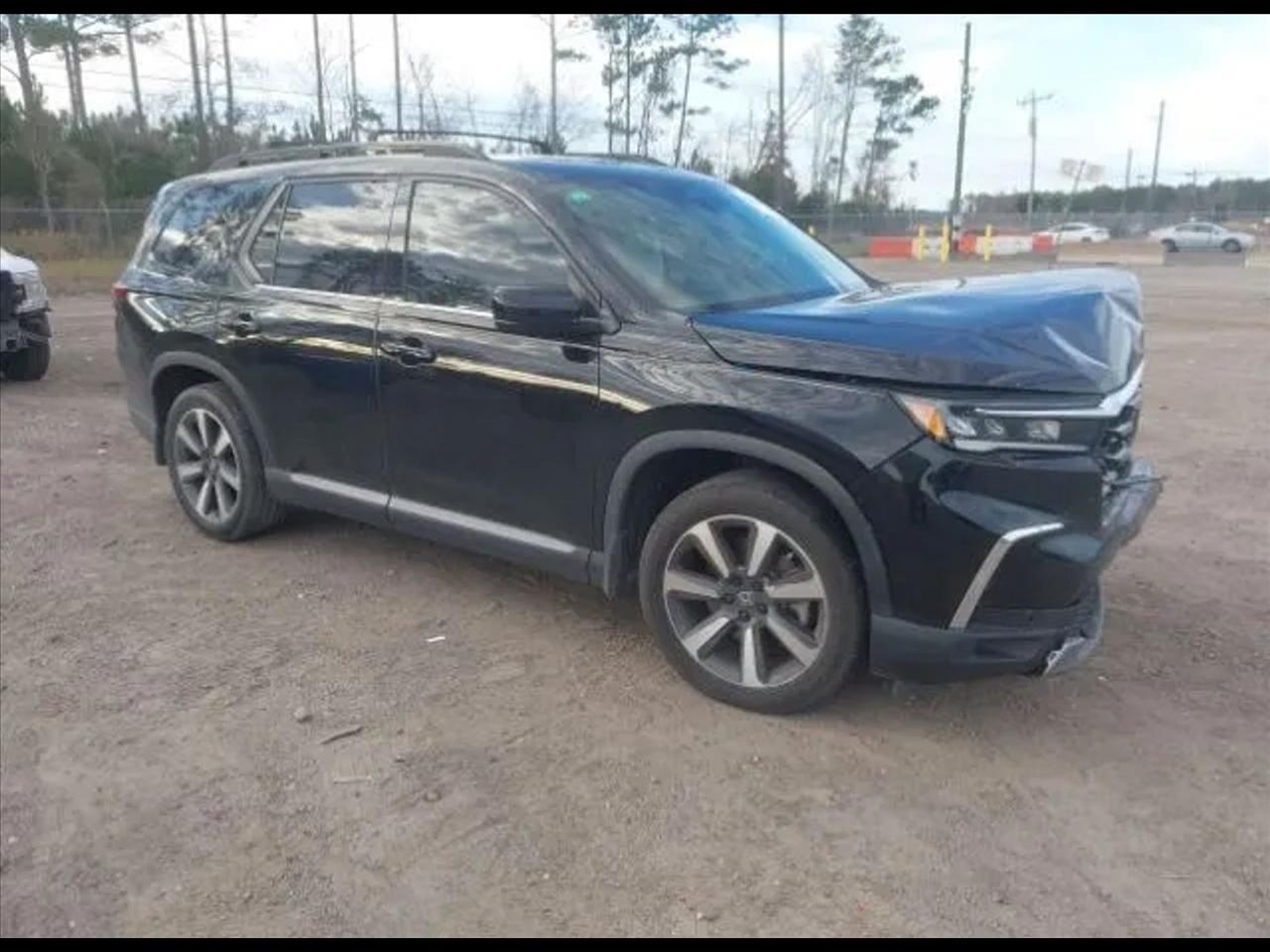 2023 Honda Pilot Touring Sport Utility 4D