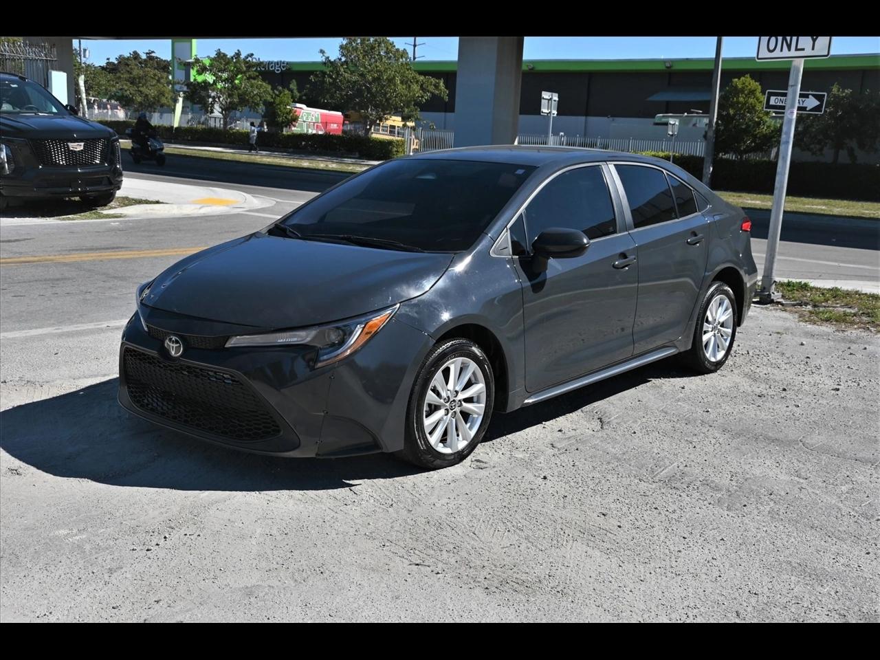 2023 Toyota Corolla LE Sedan 4D