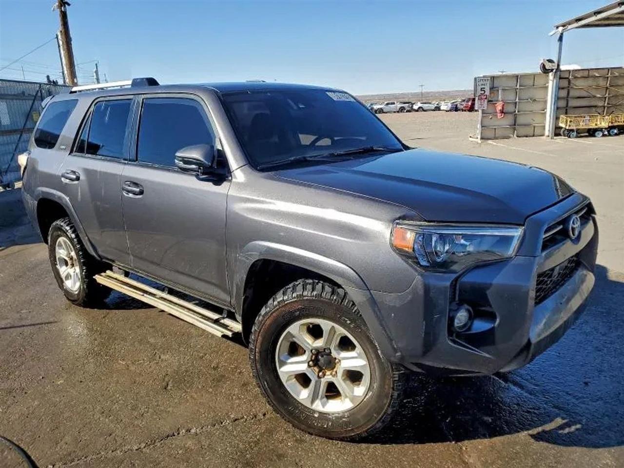 2021 Toyota 4Runner SR5 Premium Sport Utility 4D
