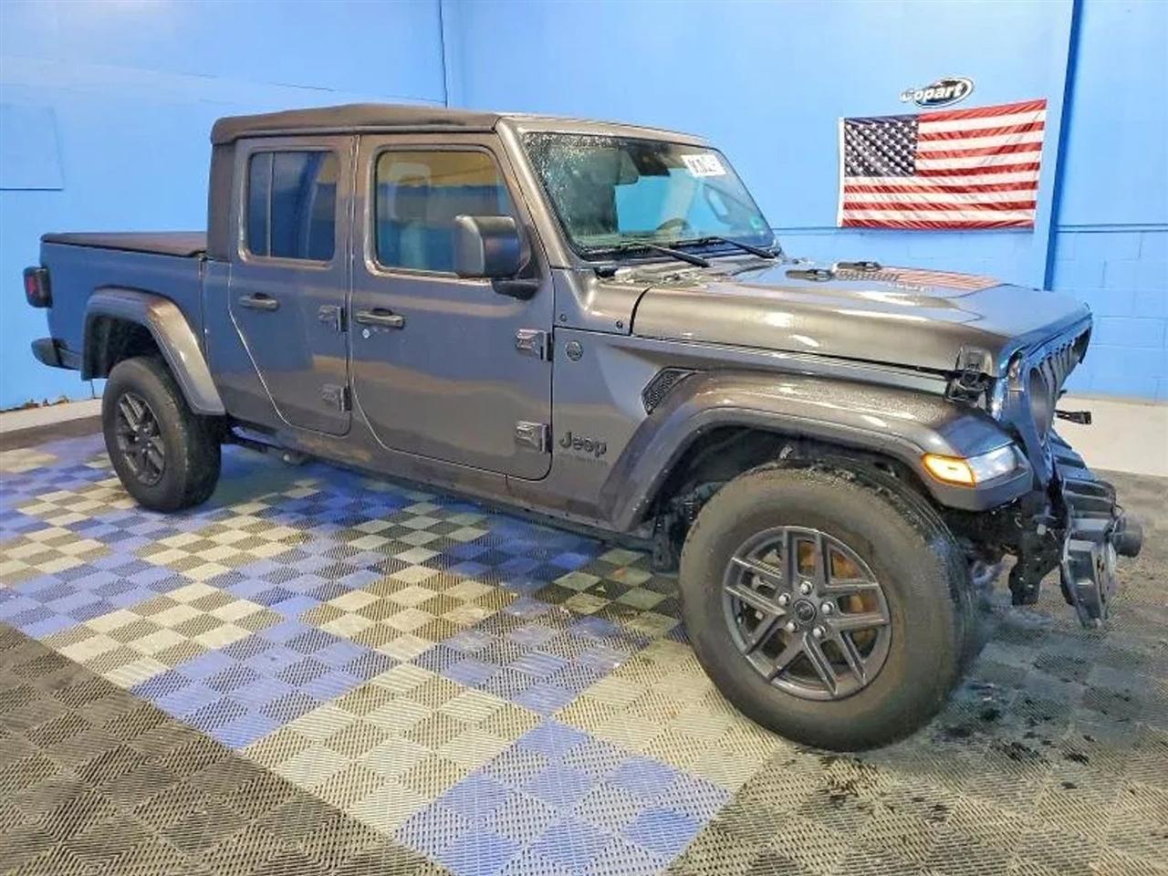 2024 Jeep Gladiator Sport S Pickup 4D 5 ft
