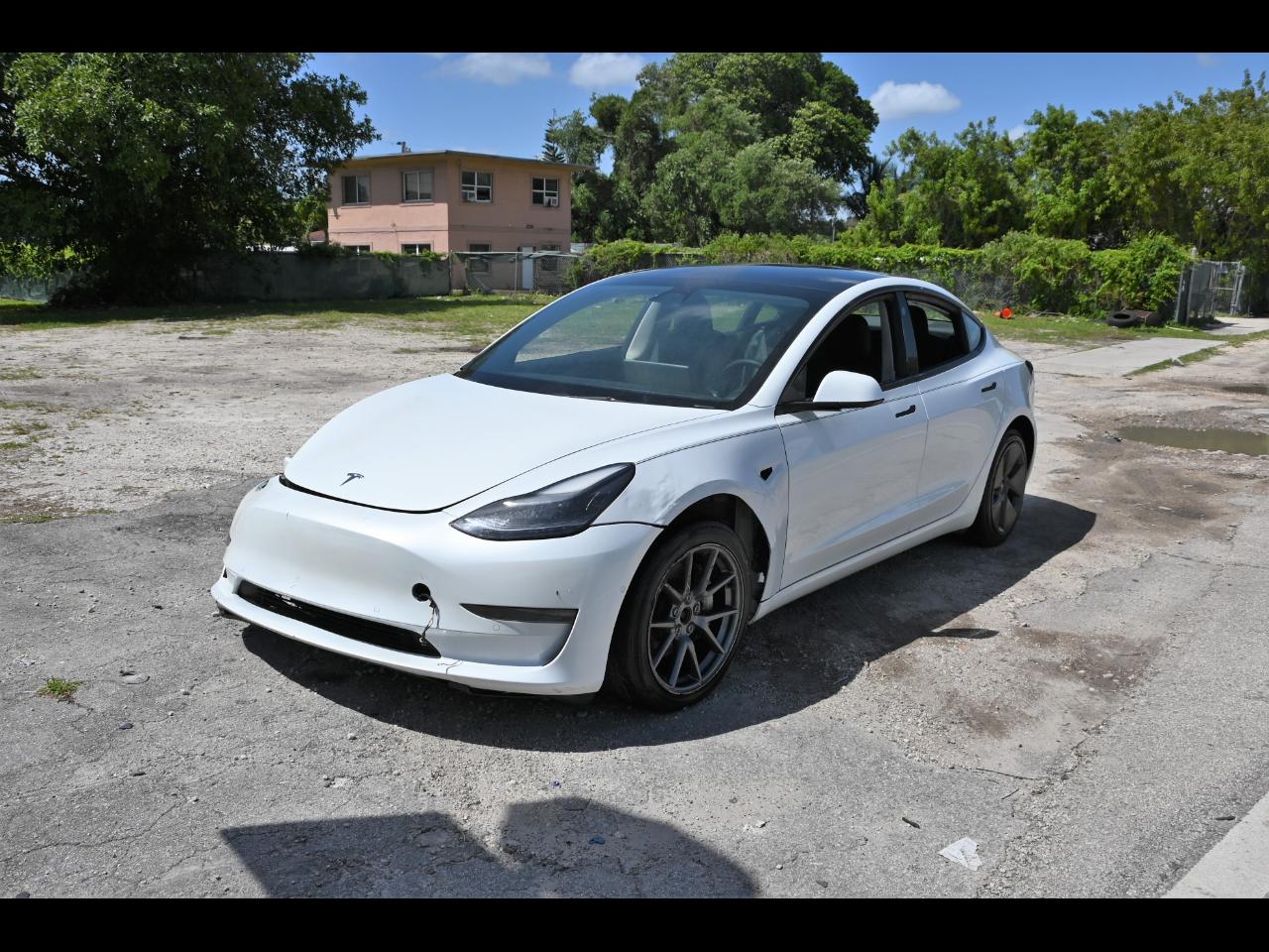 2022 Tesla Model 3 Long Range Sedan 4D