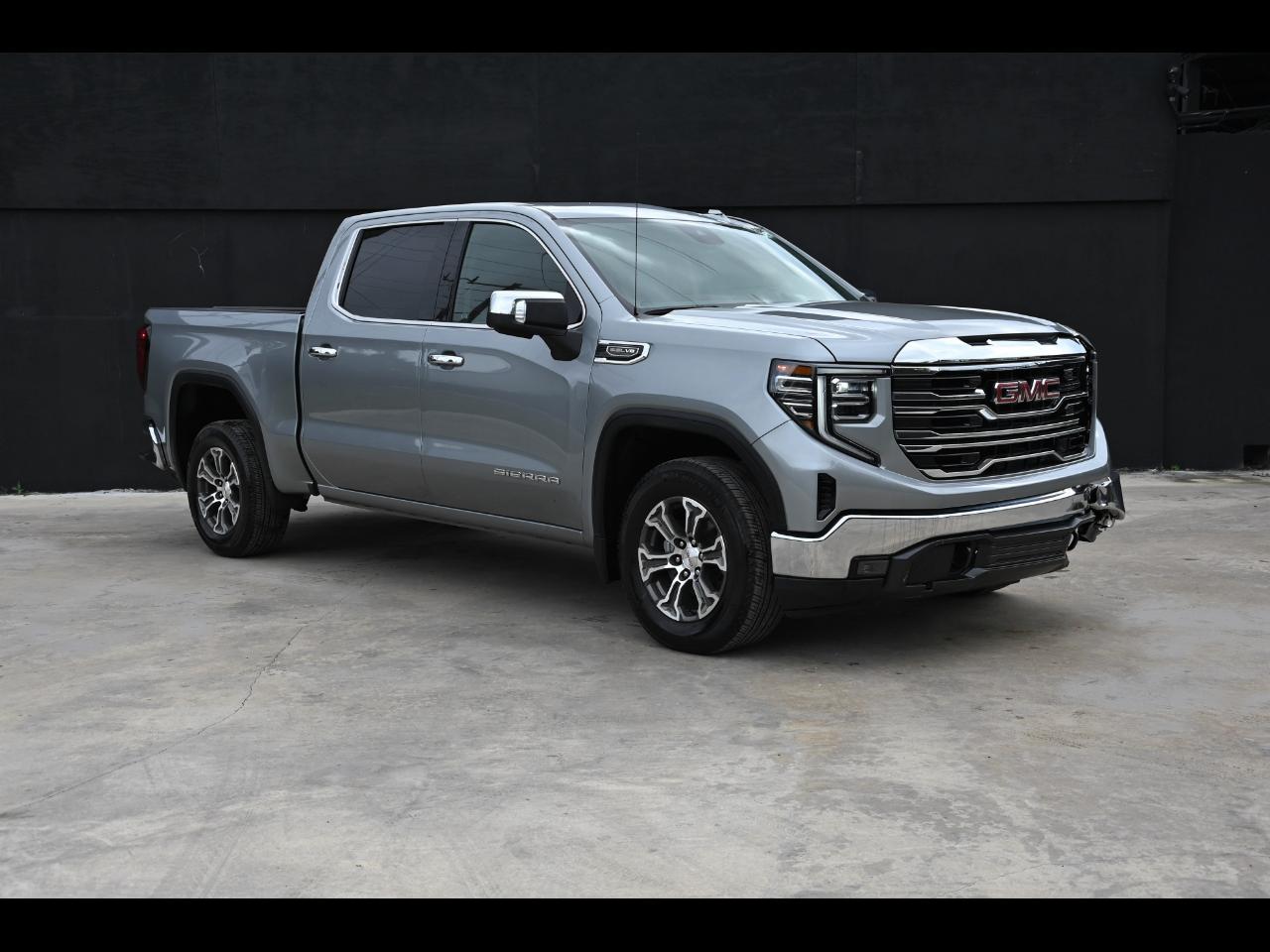 2025 GMC Sierra 1500 SLT Pickup 4D 5 3/4 ft