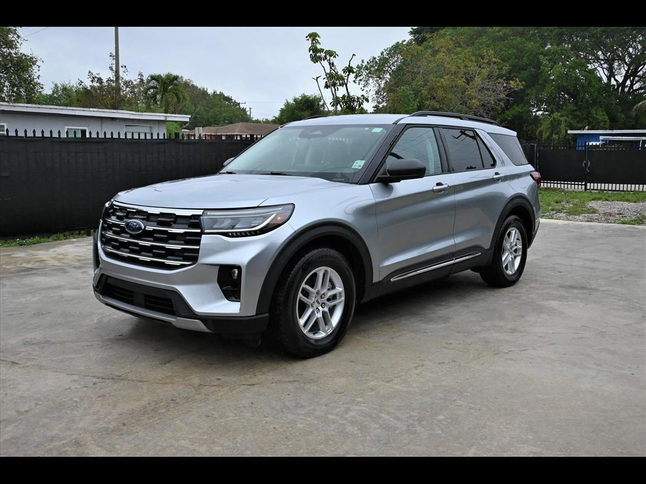 2025 Ford Explorer Active Sport Utility 4D