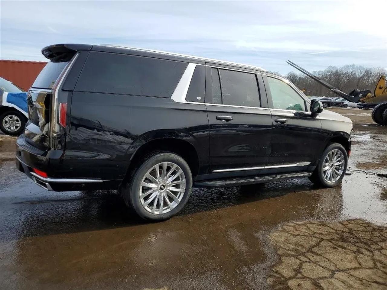 2022 Cadillac Escalade Premium Luxury Sport Utility 4D