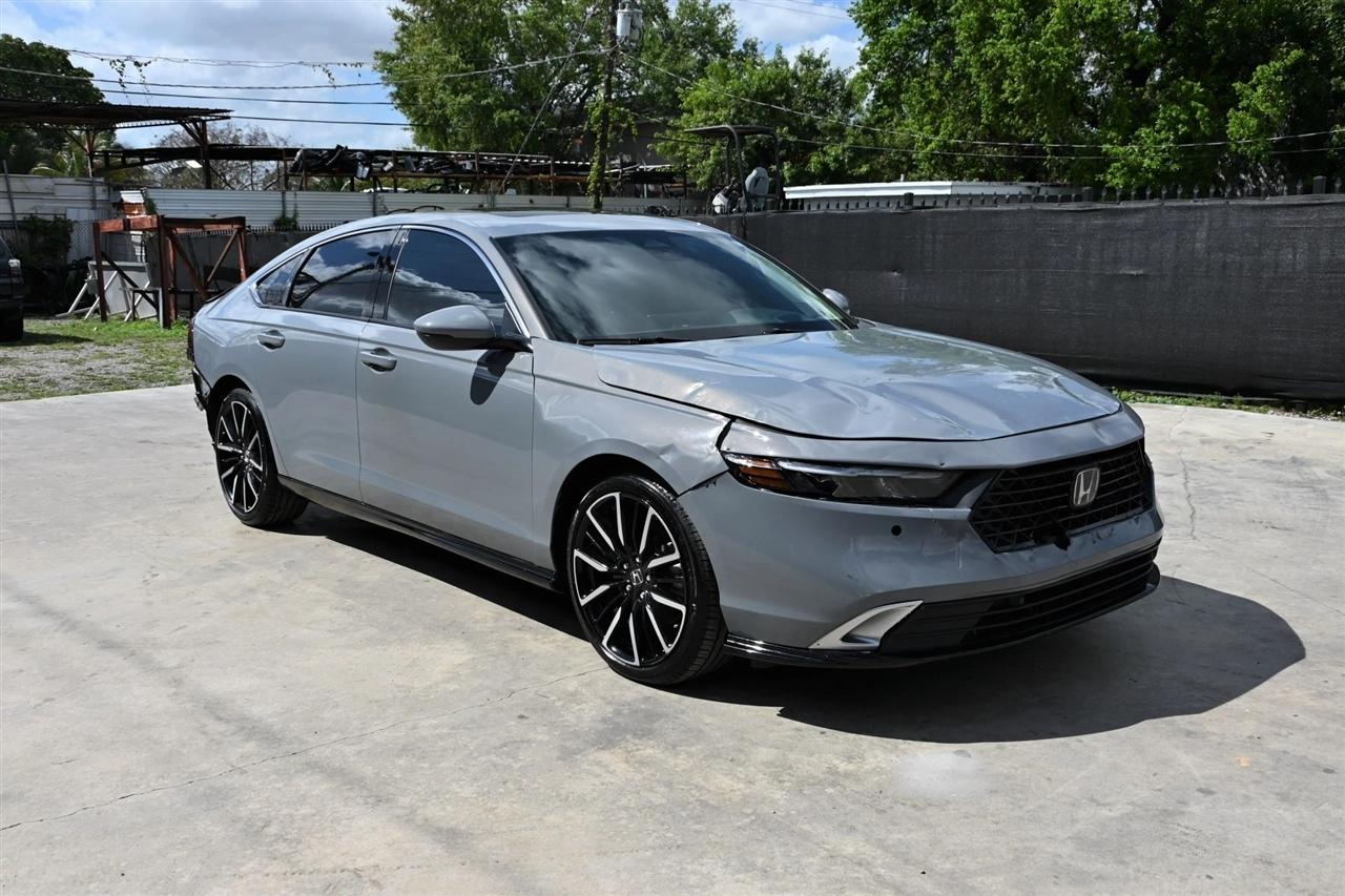 2025 Honda Accord Touring Sedan 4D
