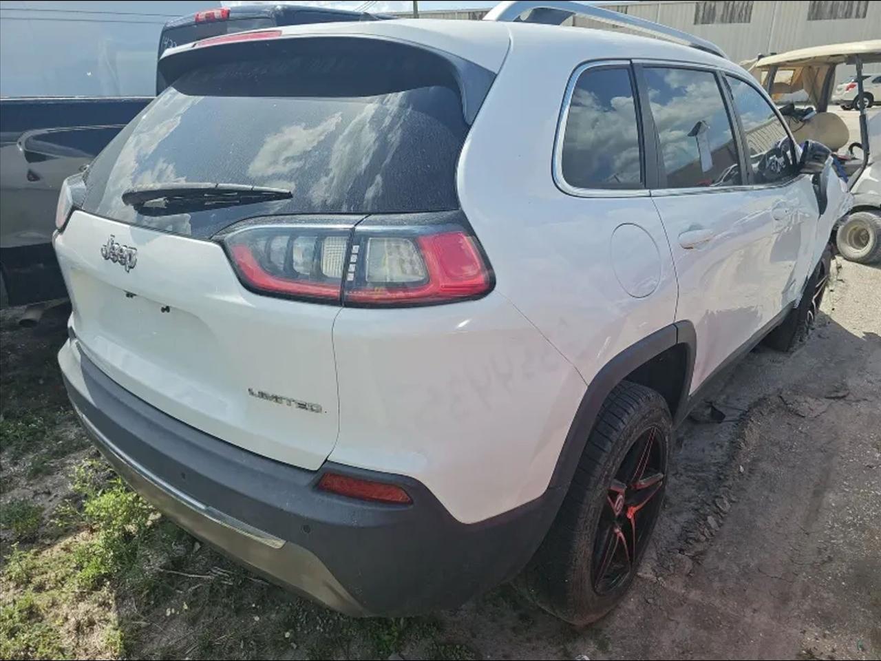 2019 Jeep Cherokee Limited Sport Utility 4D