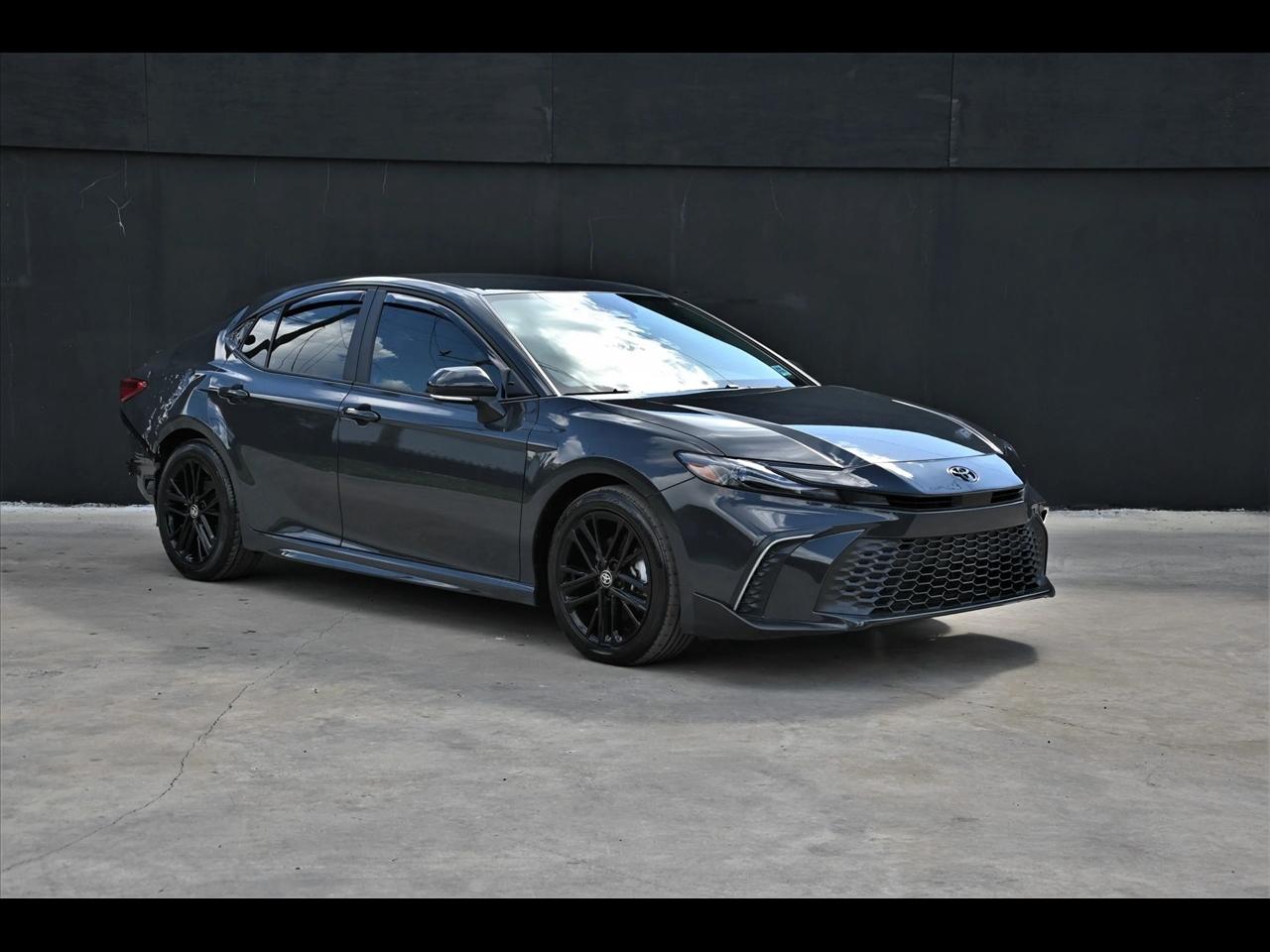 2026 Toyota Camry Hybrid SE Sedan 4D