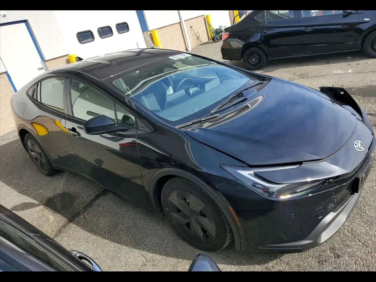 2025 Toyota Prius LE Hatchback 4D