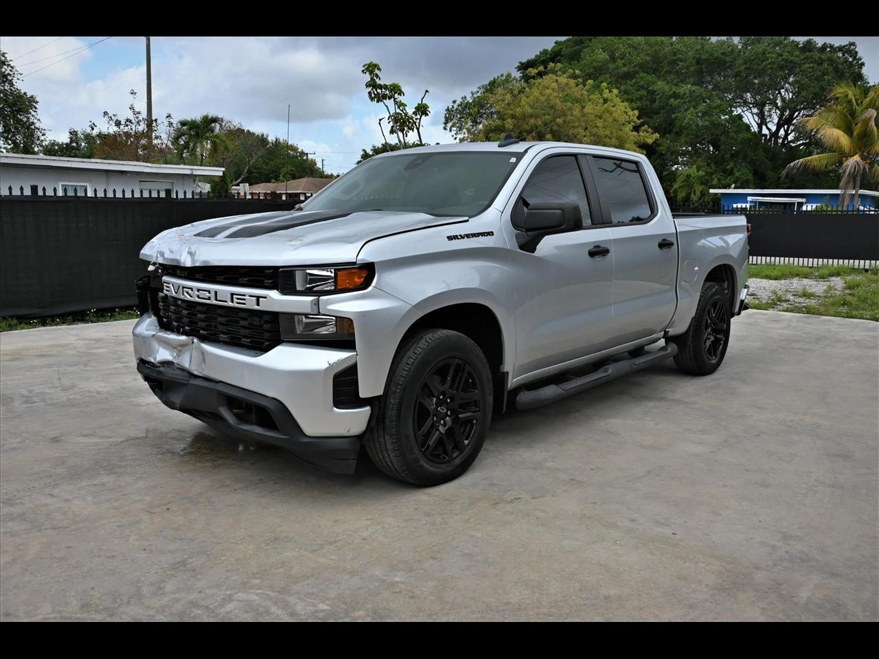 2022 Chevrolet Silverado 1500 Limited Custom Pickup 4D 5 3/4 ft