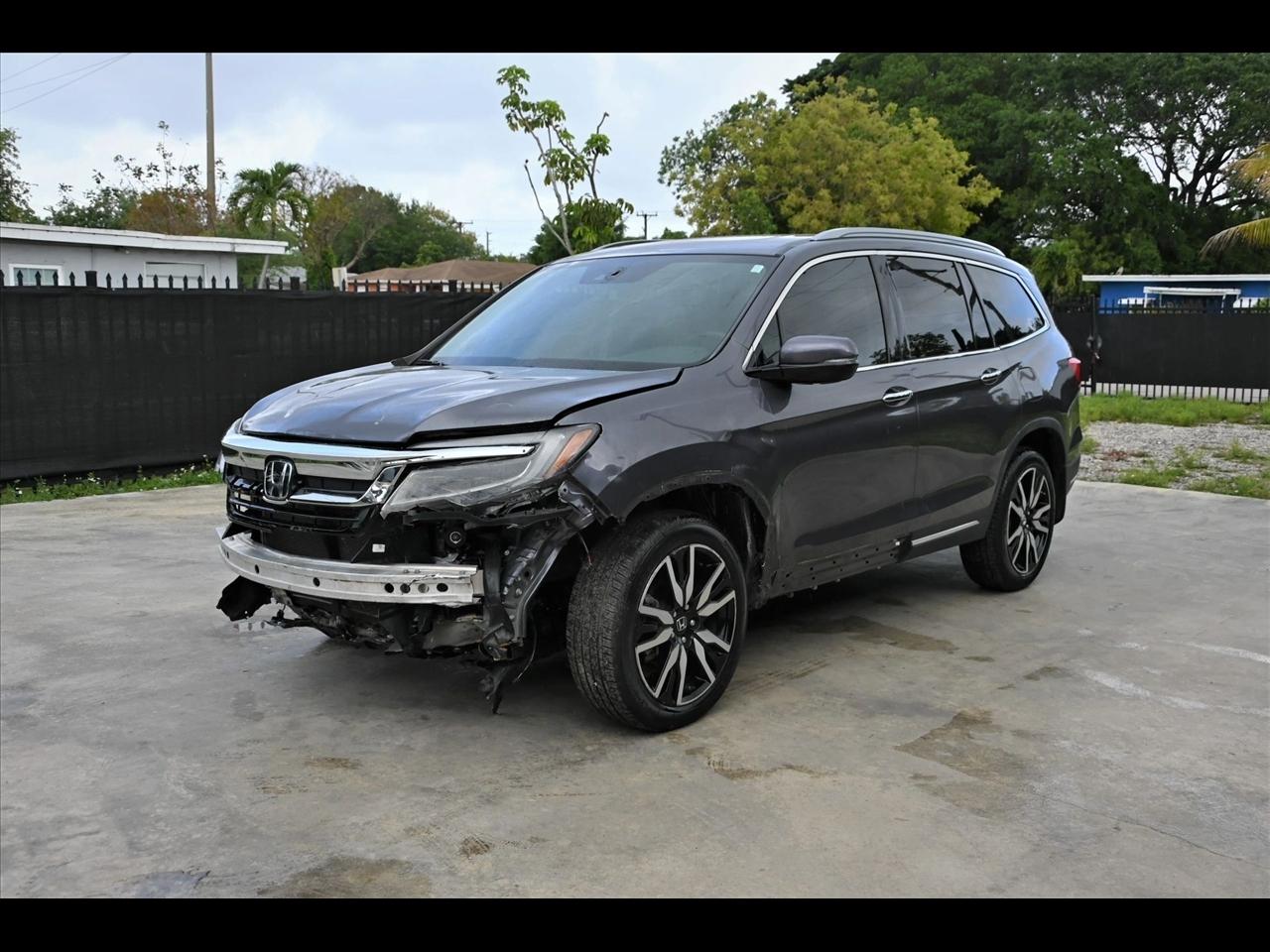 2020 Honda Pilot Touring Sport Utility 4D