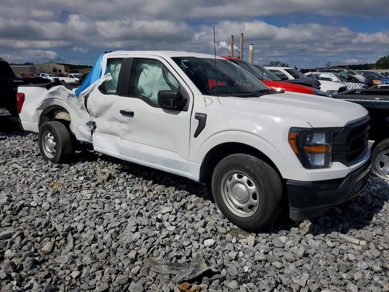2023 Ford F-150 XL Pickup 4D 6 1/2 ft