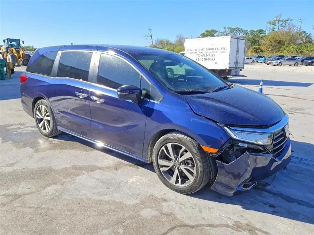 2023 Honda Odyssey Touring Minivan 4D