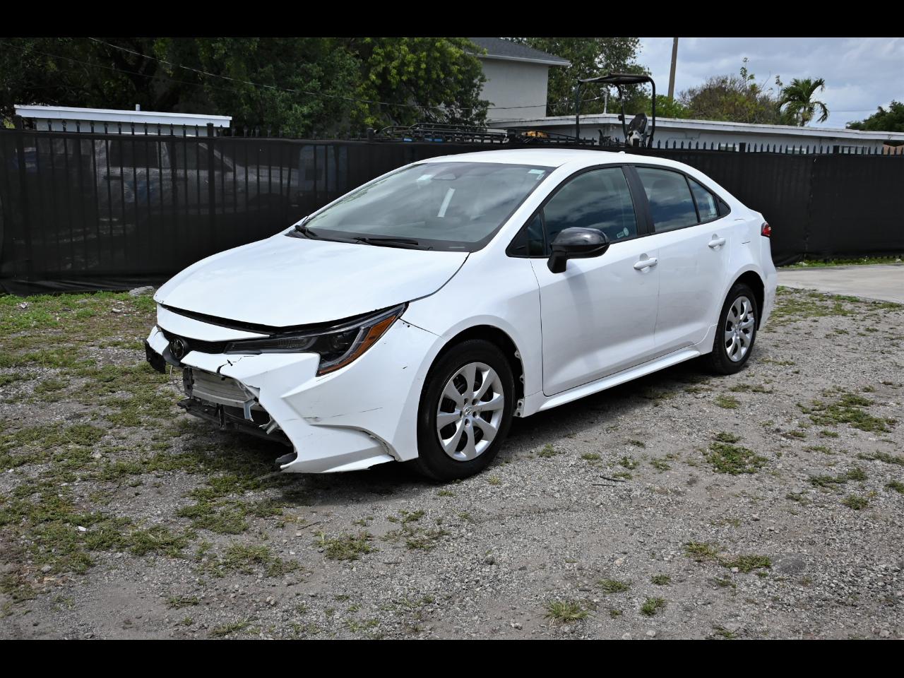 2025 Toyota Corolla LE Sedan 4D