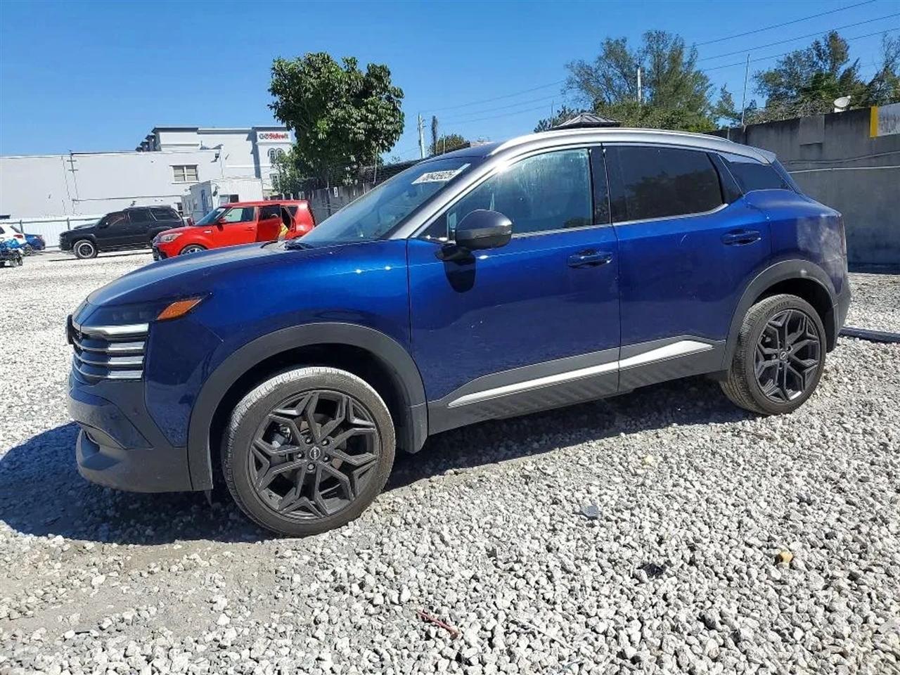 2025 Nissan Kicks SR Sport Utility 4D