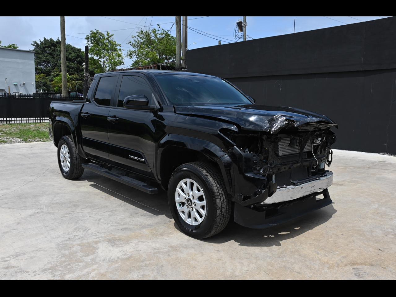 2024 Toyota Tacoma SR5 Pickup 4D 5 ft