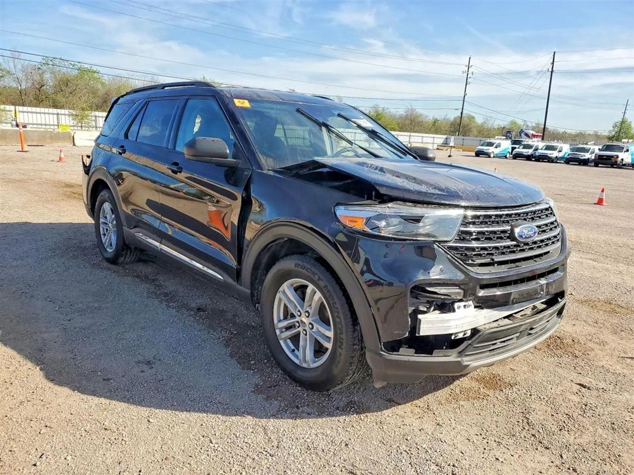 2024 Ford Explorer XLT Sport Utility 4D