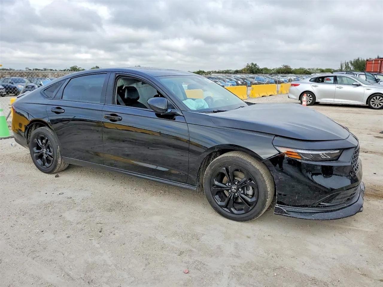 2025 Honda Accord SE Sedan 4D