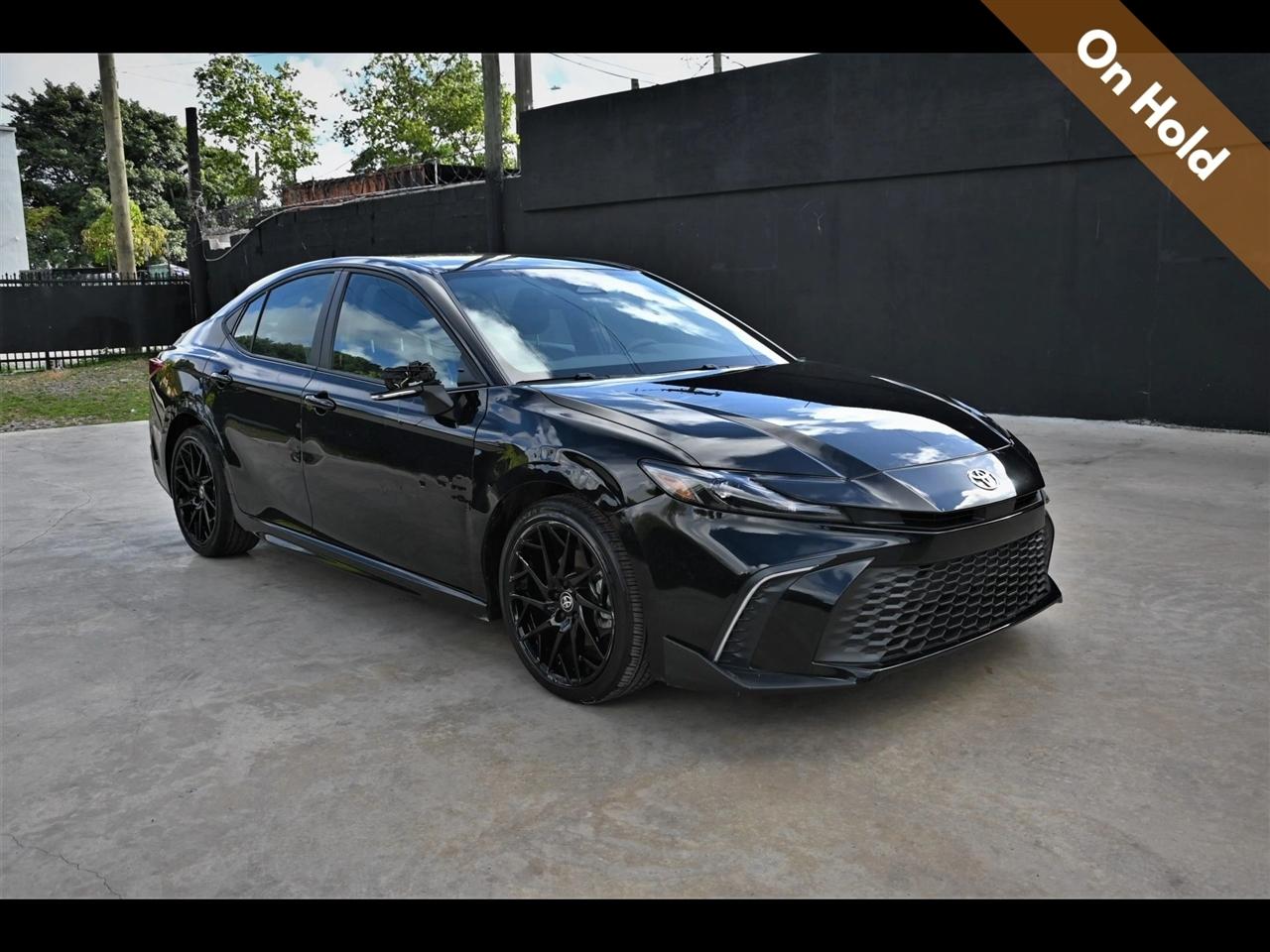 2026 Toyota Camry Hybrid SE Sedan 4D