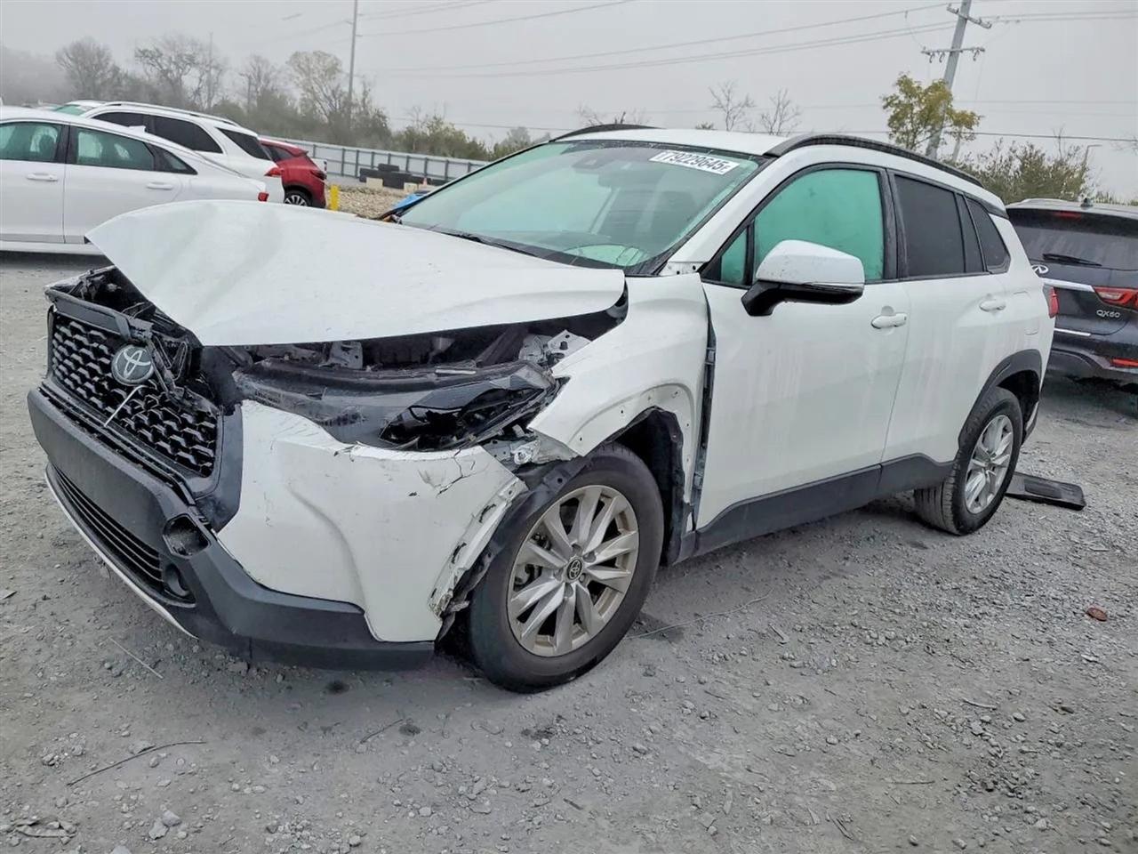 2022 Toyota Corolla Cross LE Sport Utility 4D