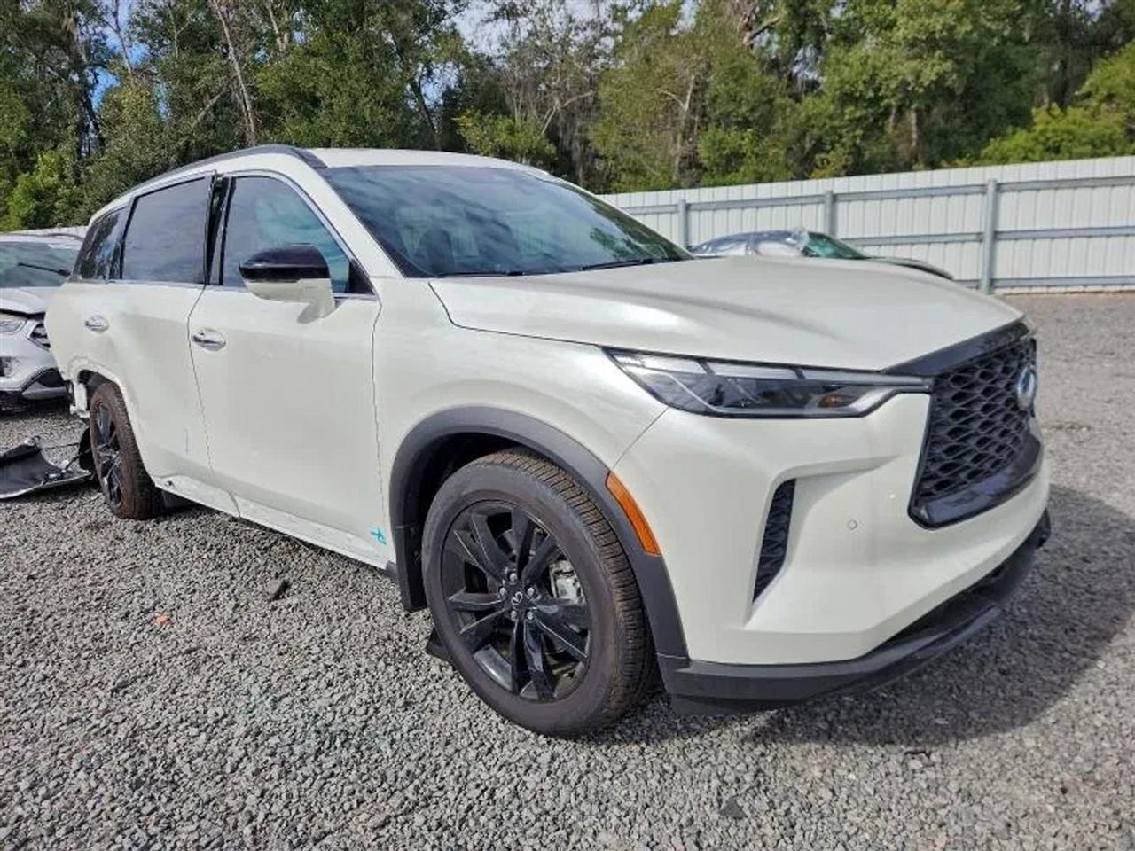 2025 Infiniti QX60 LUXE Sport Utility 4D