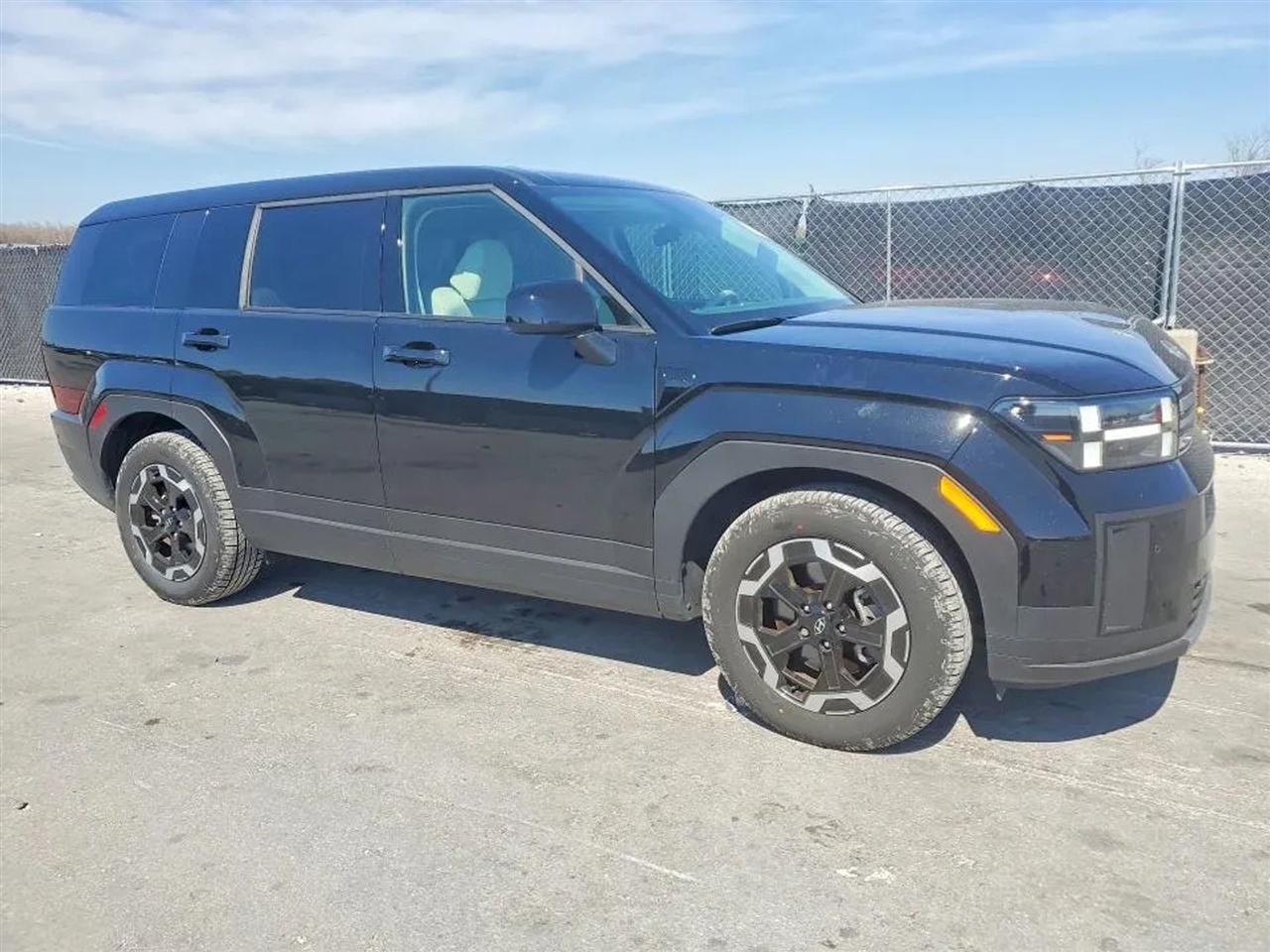 2025 Hyundai Santa Fe SE Sport Utility 4D