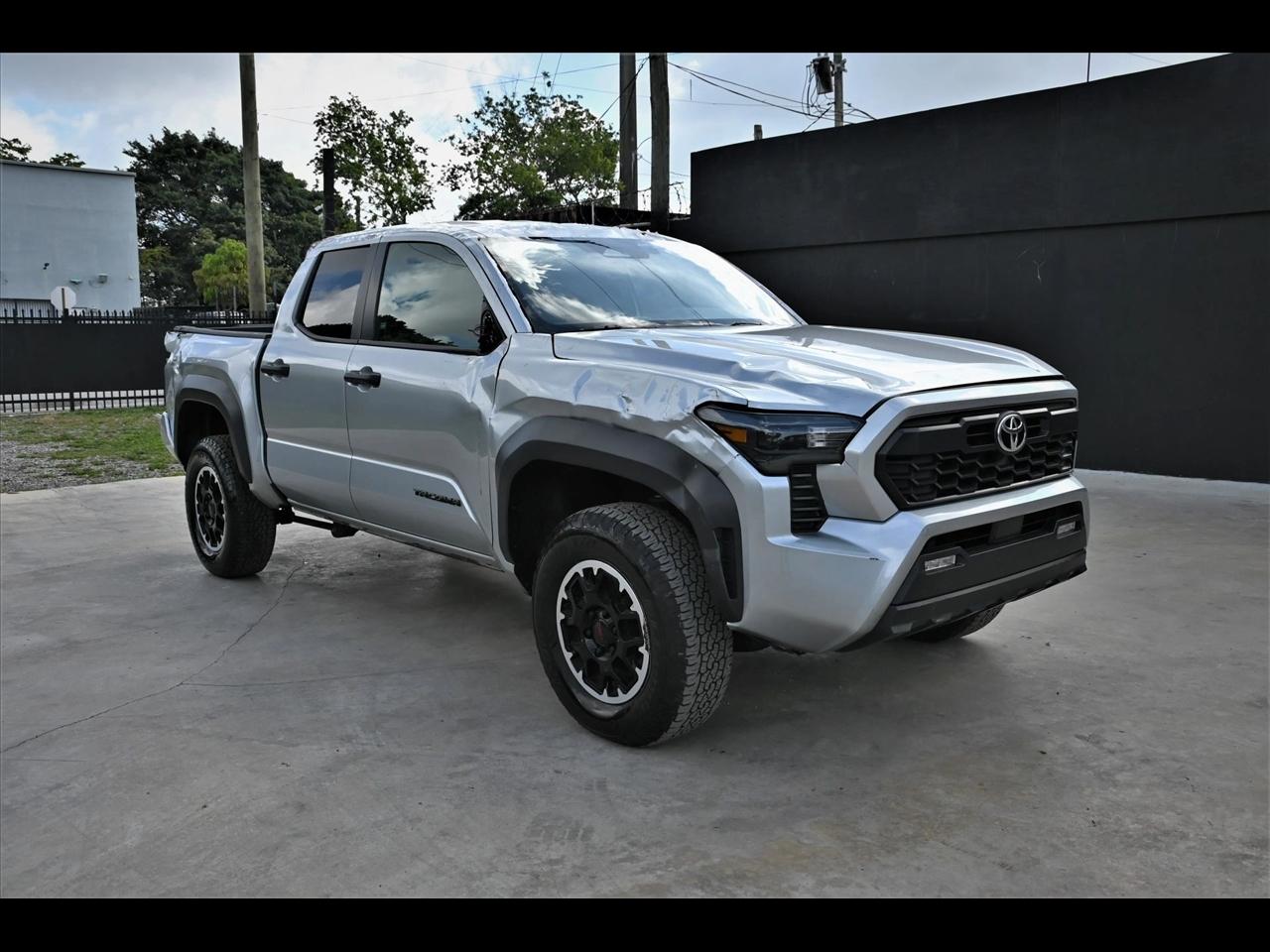 2024 Toyota Tacoma TRD Off-Road Pickup 4D 5 ft