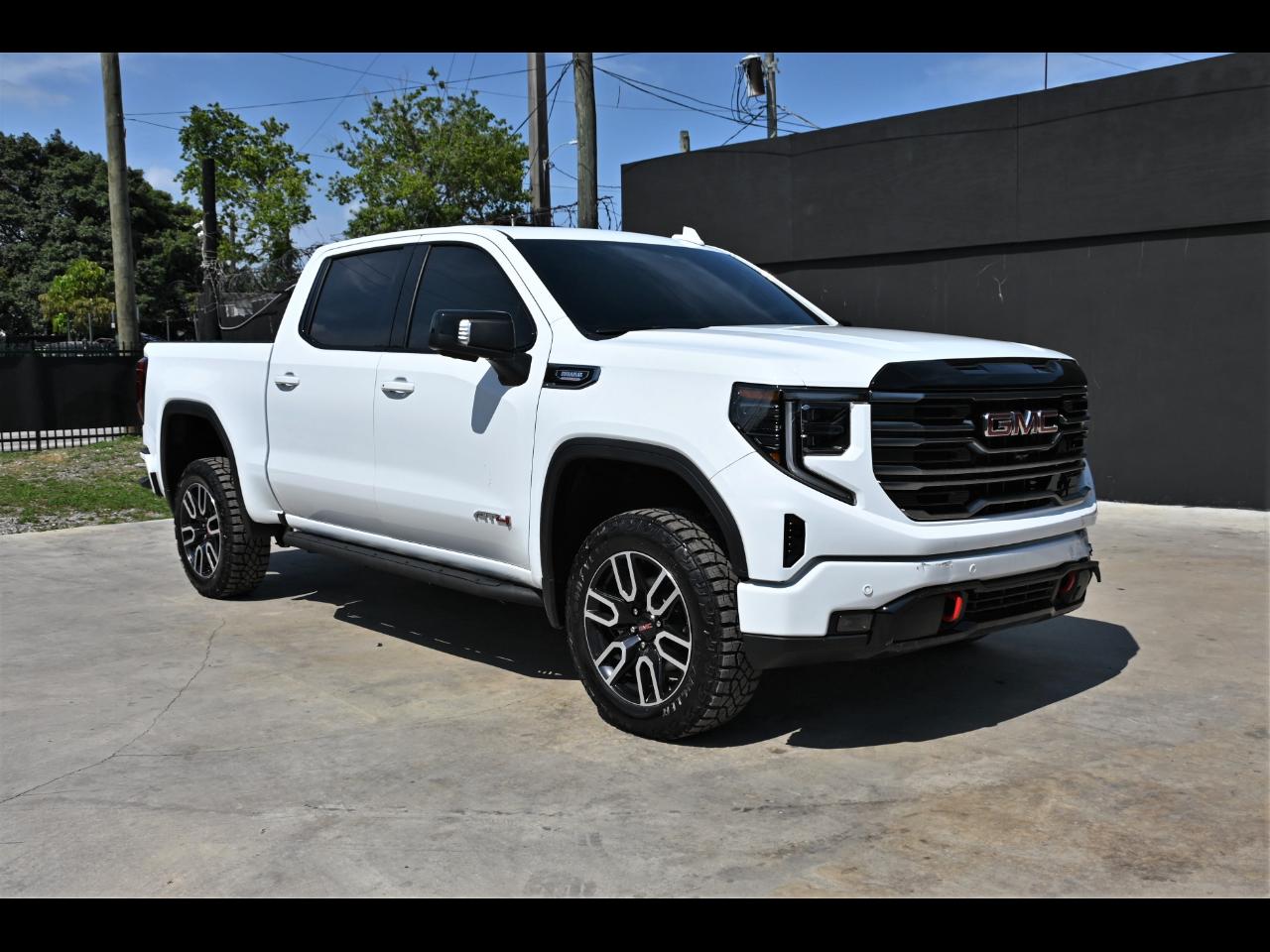 2026 GMC Sierra 1500 AT4 Pickup 4D 5 3/4 ft