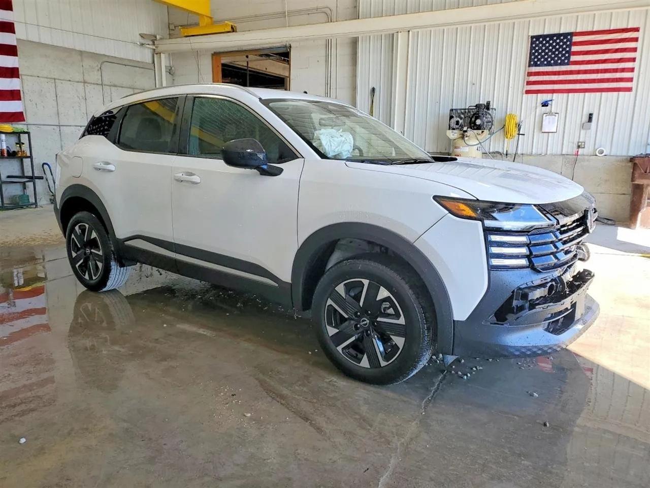 2026 Nissan Kicks SV Sport Utility 4D