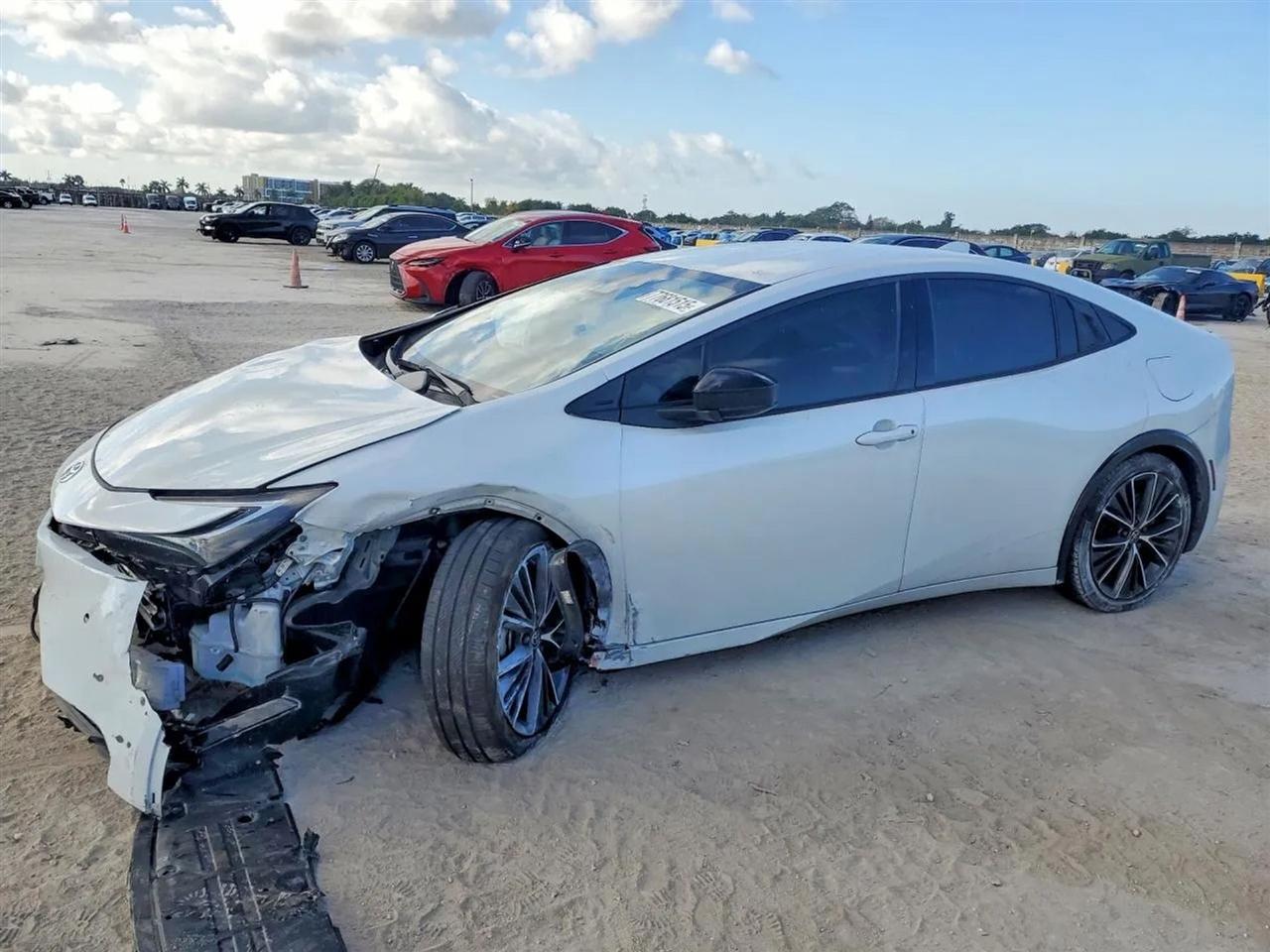 2023 Toyota Prius XLE Hatchback 4D